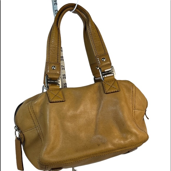 Michael Kors Leather Mini Hobo Satchel Handbag A-0611 - Picture 2 of 8